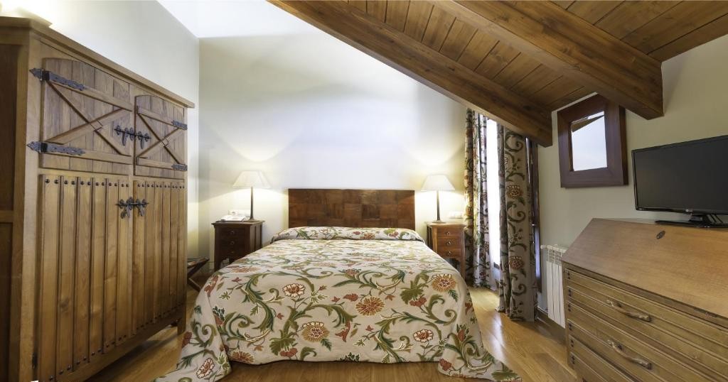 Hotel Conde Aznar