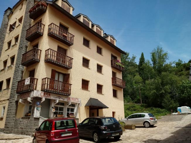 Apartamentos 3000 Sallent de Gallego